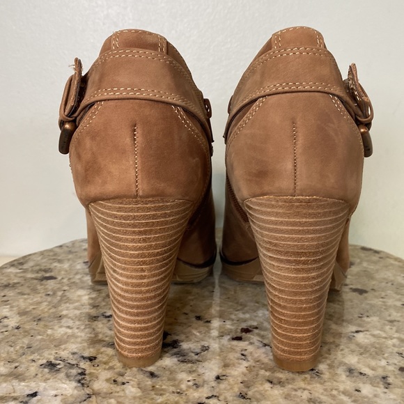 Sofft Willa Buckled Burnished Leather Stacked Heel Bootie-Twine Tan-Women’s 8M - Picture 9 of 16